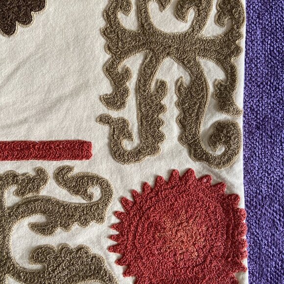 Pottery Barn Square Pillow Case 26" x 26" Green & Terracotta Embroidery - Picture 5 of 11